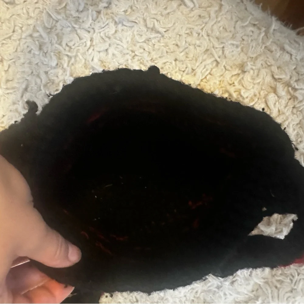 Handmade Crochet Black Crossbody Bag - Picture 8 of 13
